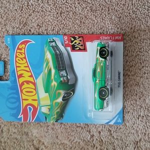 Hot wheels 2019 legends tour collectable gloves and car